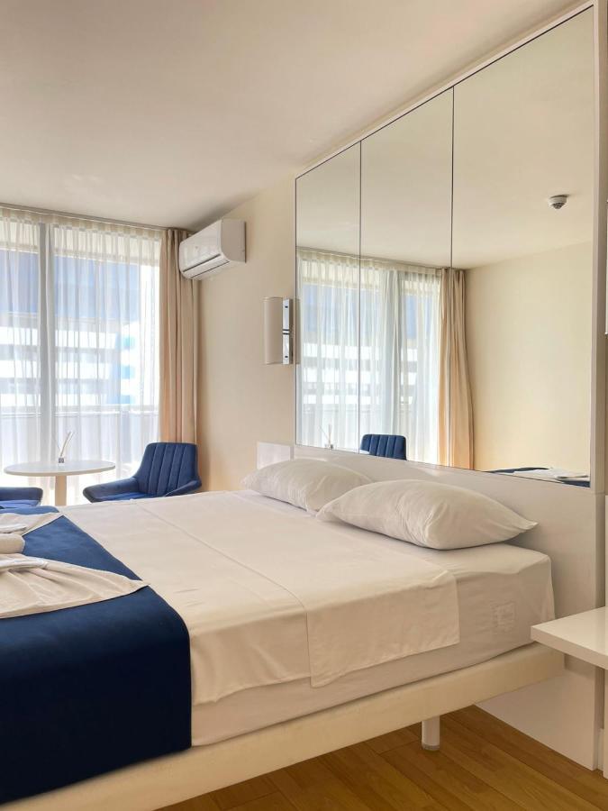 Orbi City Batumi Aparthotel Kültér fotó
