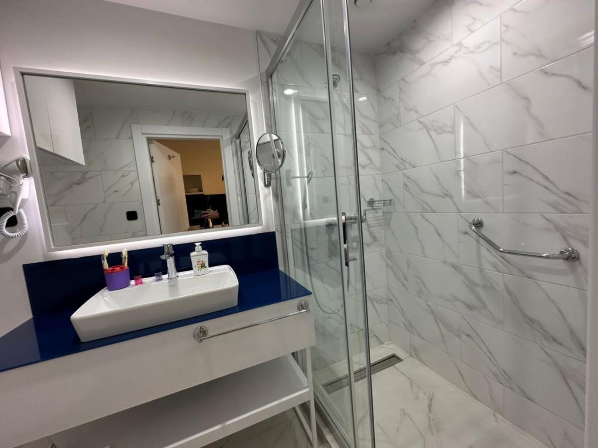 Orbi City Batumi Aparthotel Kültér fotó